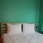 Hostel Ueskuedar