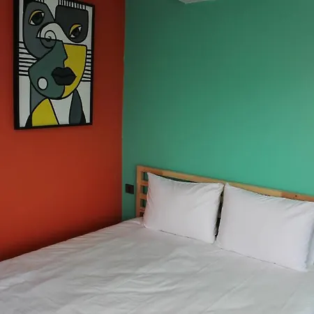 Ueskuedar Hostel Istanbul