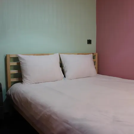 Auberge de jeunesse Ueskuedar